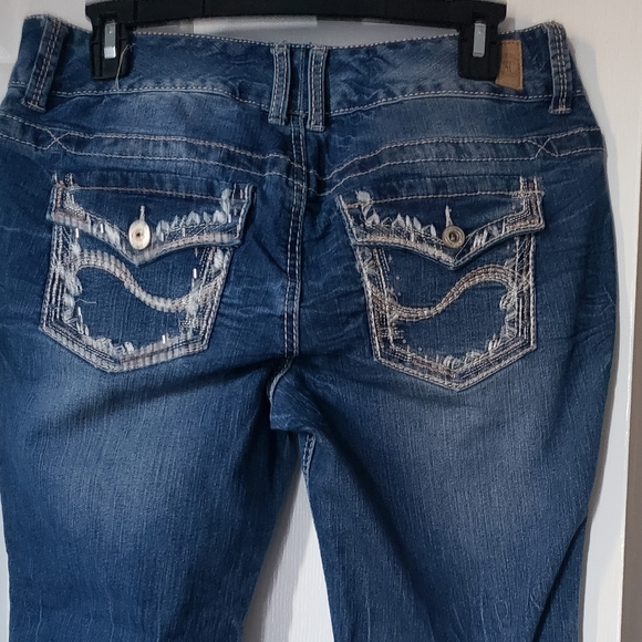 Series 31 jean capri - Picture 2 of 4